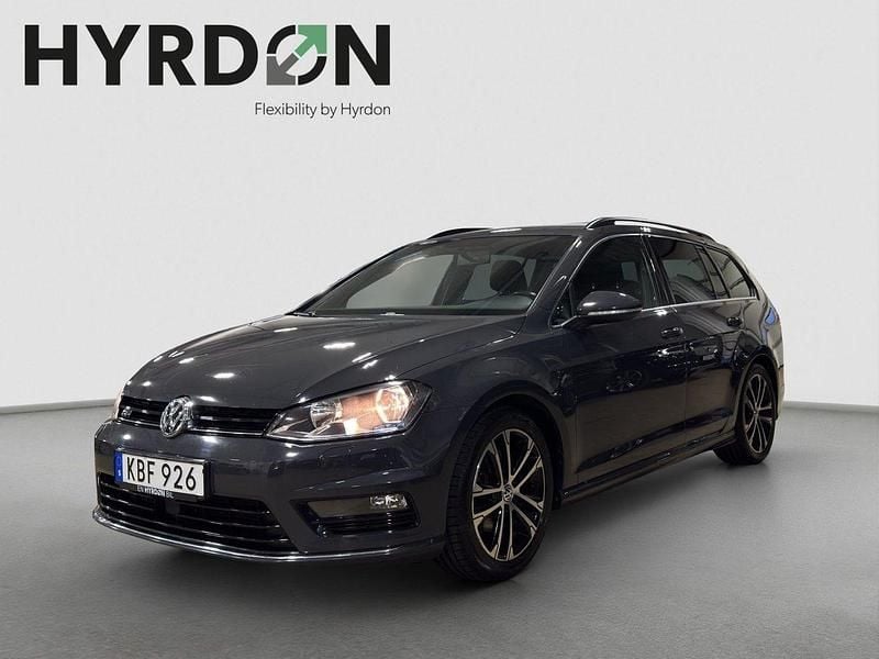 Mörkgrå Begagnad 2016 VW Golf VII R-line Kombi | 154 900 kr (Marknadspris) - Bild 1/4