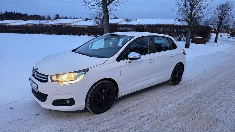 Begagnad Citroën C4 120 HK (88 kW) 2016