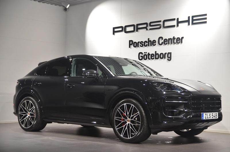 Ny 2026 Porsche Cayenne S E-Hybrid Black Edition SUV | 1 596 800 kr - Bild 1/4