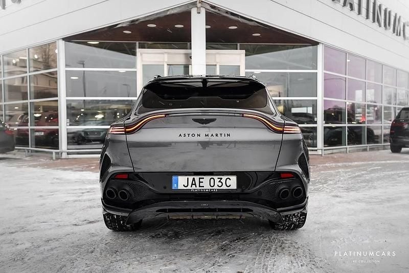 Begagnad Aston Martin DBX 707 707 HK (519 kW) 2022 Grå SUV