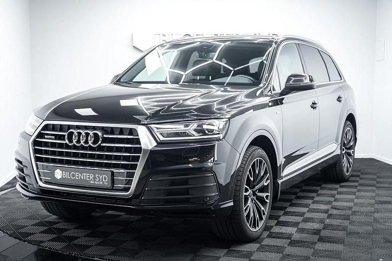 Svart Begagnad 2016 Audi Q7 S-Line SUV | 399 900 kr (Lite dyr) - Bild 1/4