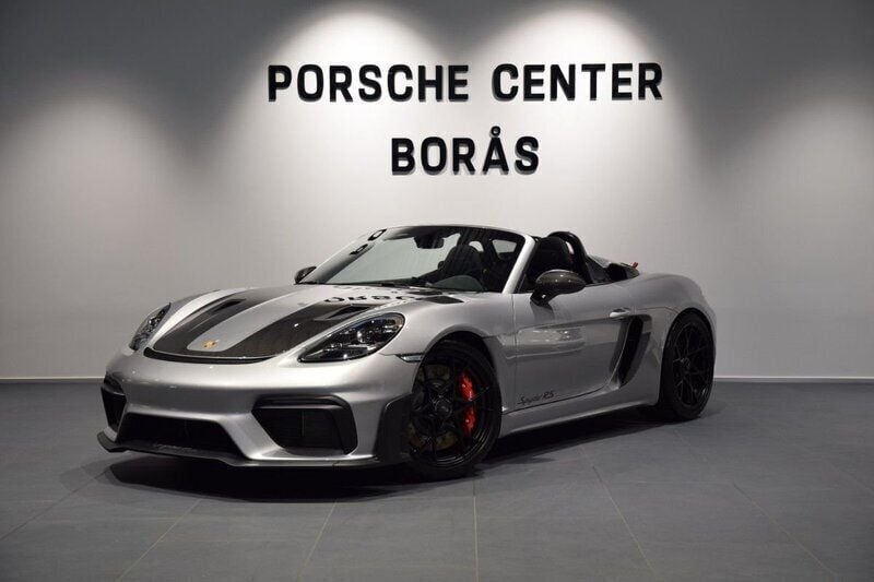 Flerfärgad (silver) Ny 2025 Porsche 718 Spyder Cab | 1 975 000 kr - Bild 1/4