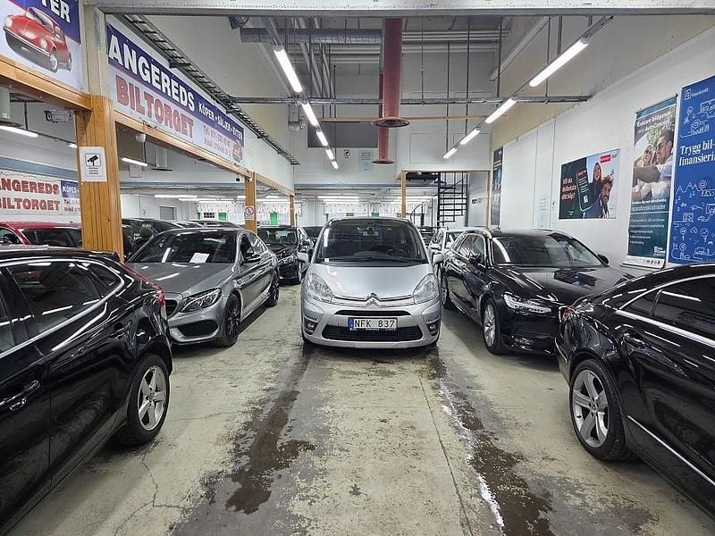 Begagnad Citroën C4 Picasso 112 HK (82 kW) 2012 Silver Minibuss