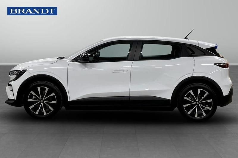 Begagnad Renault Mégane IV Evolution 97 kW (132 HK) 2023 Vit