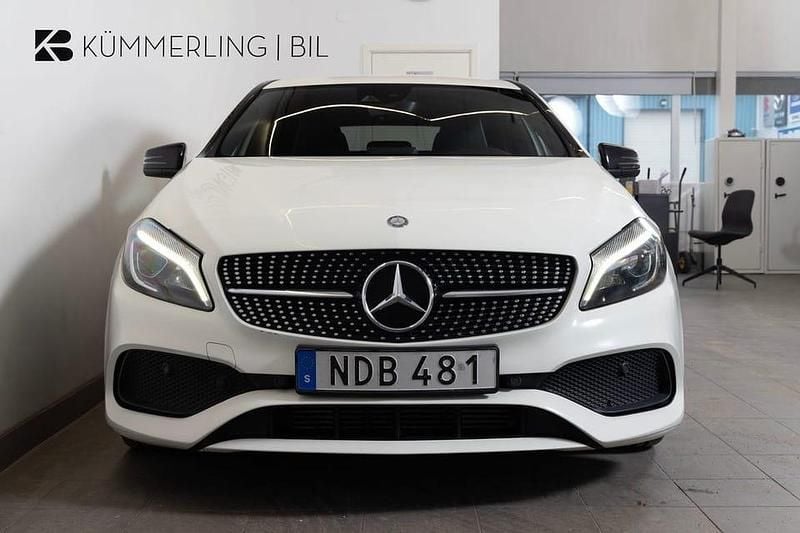 Begagnad Mercedes A180 AMG 110 HK (80 kW) 2016 Vit Halvkombi