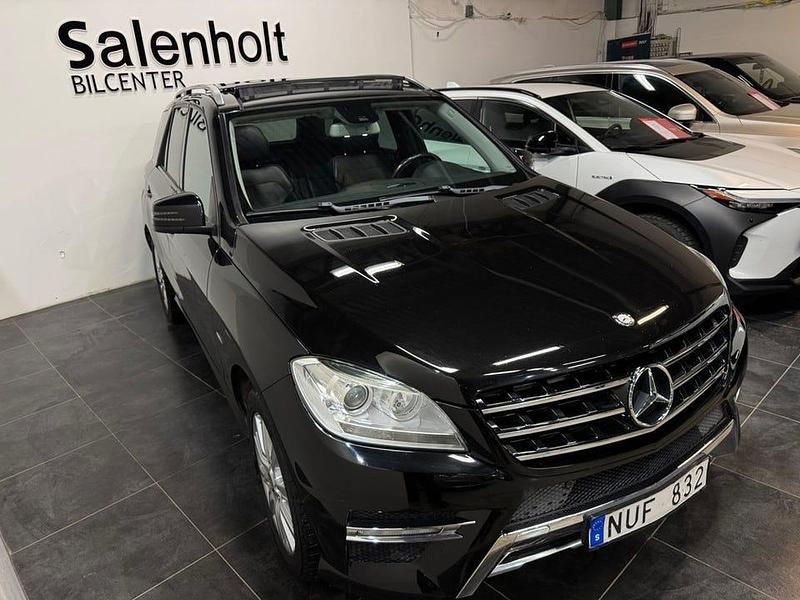 Begagnad Mercedes ML350 AMG line 258 HK (189 kW) 2011 Svart SUV