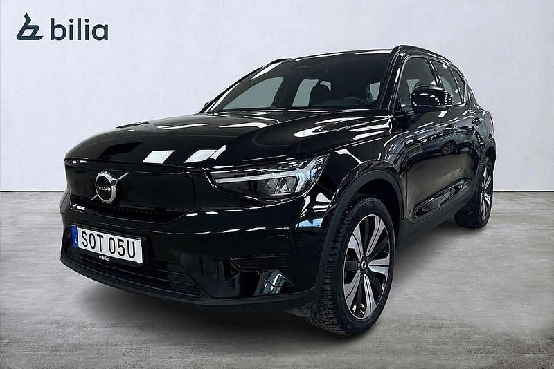 Silver Begagnad 2022 Volvo XC40 Core SUV | 324 900 kr - Bild 1/3