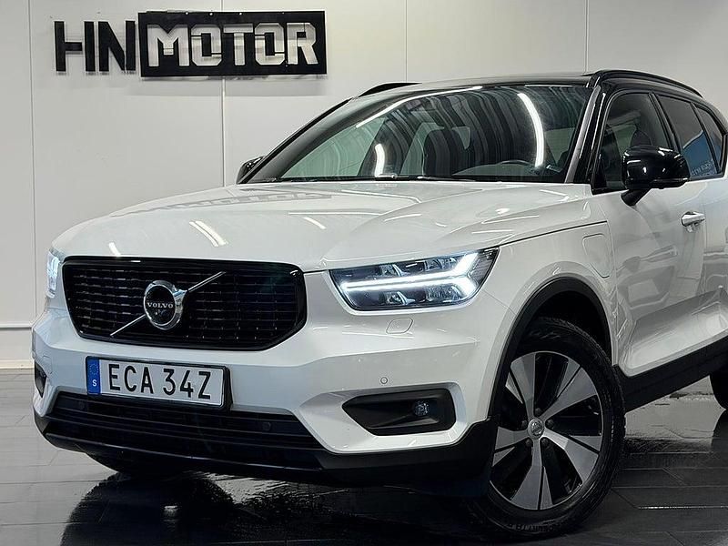 Begagnad Volvo XC40 R-Design 129 HK (94 kW) 2021 Vit SUV
