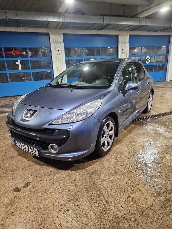Begagnad 2007 Peugeot 207 Halvkombi | 16 000 kr (Bra pris) - Bild 1/4