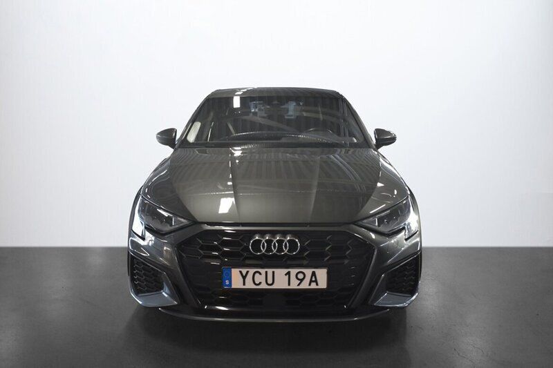 Såld Audi A3 Sportback etron 245H., begagnad 2021, 2 900 mil i Stockholm