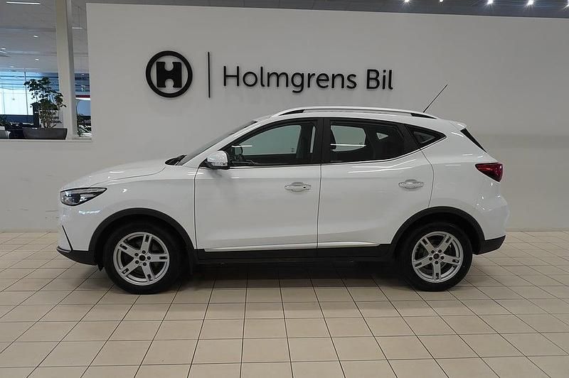 Begagnad MG ZS Comfort 130 kW (177 HK) 2022 Vit Sedan