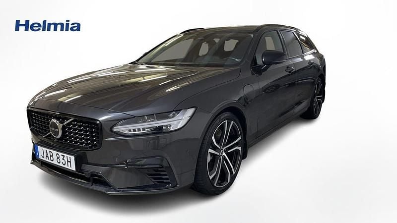 Grå Begagnad 2022 Volvo V90 Ultimate Kombi | 489 000 kr (Lite dyr) - Bild 1/4