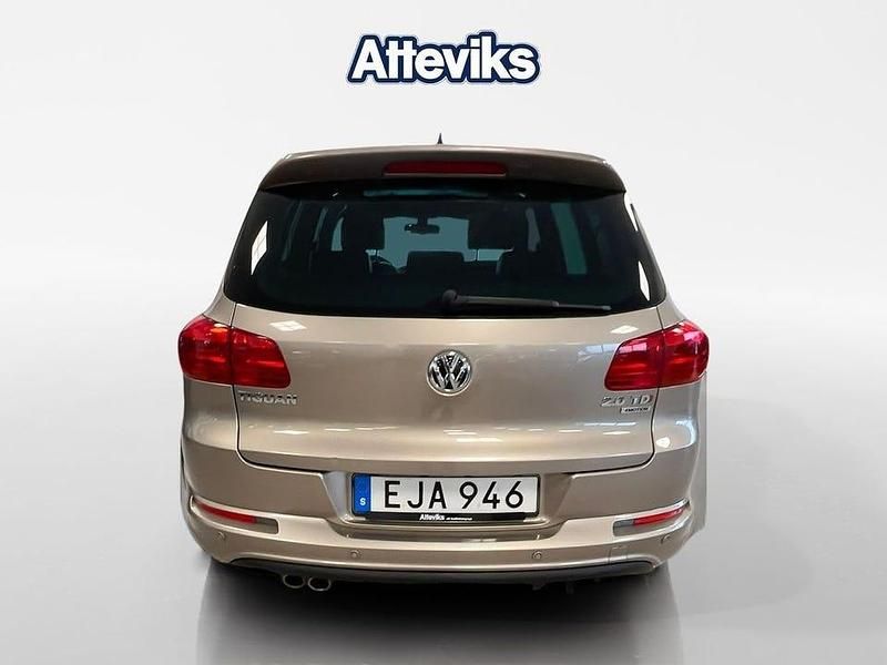 Begagnad VW Tiguan S 180 HK (132 kW) 2015 Brun SUV