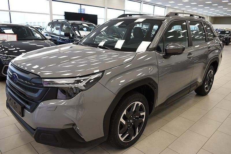 Begagnad Subaru Forester 136 HK (100 kW) 2024 Grå SUV