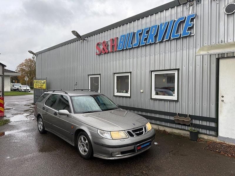 Ljusgrå Begagnad 2001 Saab 9-5 Vector Kombi | 10 900 kr - Bild 1/4