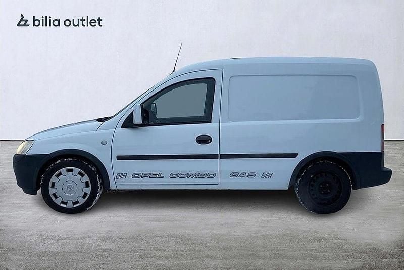 Begagnad Opel Combo 2010 Vit Minibuss