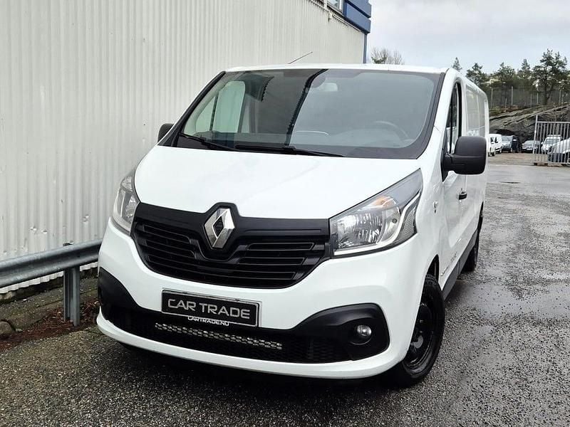 Vit Begagnad 2017 Renault Trafic Van | 99 900 kr (Superpris) - Bild 1/4