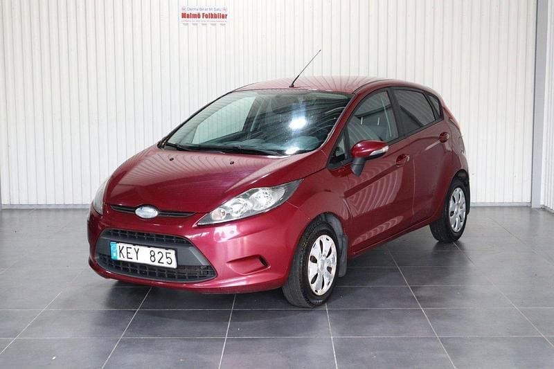 Röd Begagnad 2009 Ford Fiesta Trend Halvkombi | 29 900 kr (Bra pris) - Bild 1/4