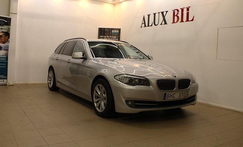 Silver Begagnad 2012 BMW 520 Kombi | 99 900 kr (Bra pris) - Bild 1/4