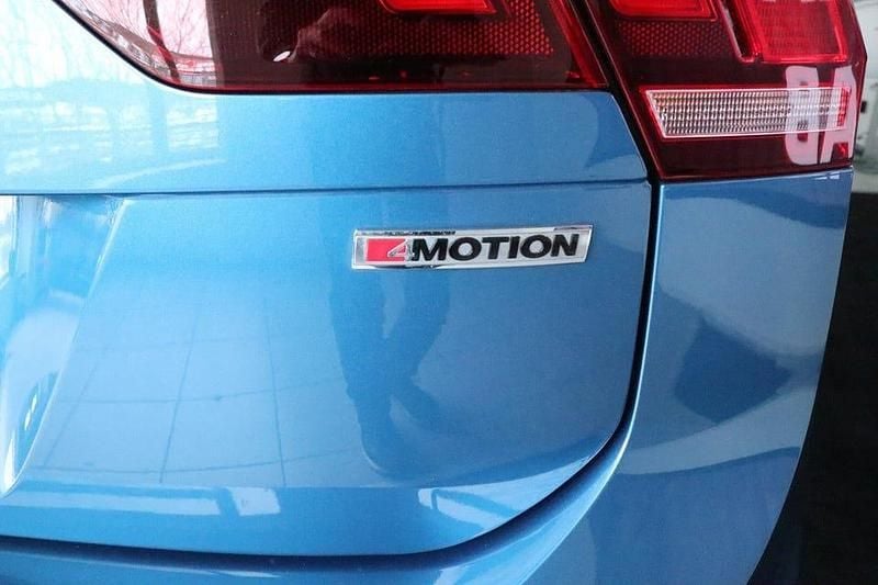 Begagnad VW Tiguan 150 HK (110 kW) 2018 Ljusblå SUV