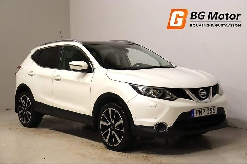 Vit Begagnad 2014 Nissan Qashqai 360º SUV | 124 900 kr (Lite dyr) - Bild 1/3