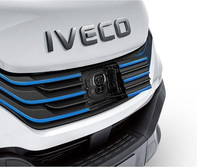 Begagnad Iveco Daily 190 HK (139 kW) 2024 Van