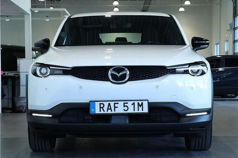 Begagnad Mazda MX30 Exclusive-Line 105 kW (143 HK) 2022 Vit SUV