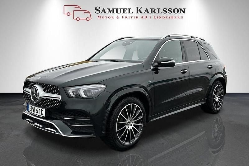 Grön Begagnad 2021 Mercedes GLE350 AMG line | 629 900 kr (Marknadspris) - Bild 1/4