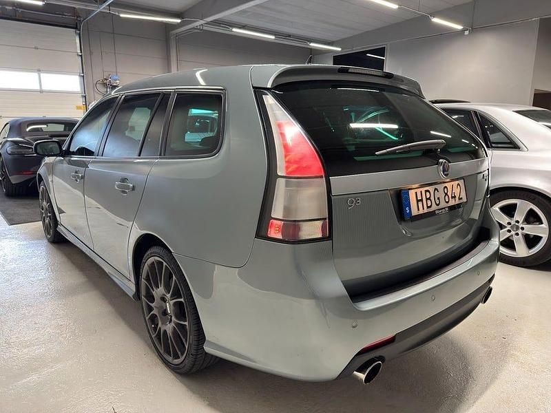 Begagnad Saab 9-3 Aero 210 HK (154 kW) 2009 Ljusgrön Kombi
