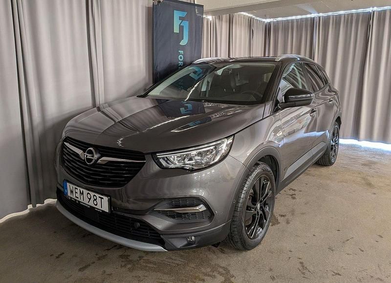 Grå Begagnad 2021 Opel Grandland X SUV | 229 900 kr (Bra pris) - Bild 1/4