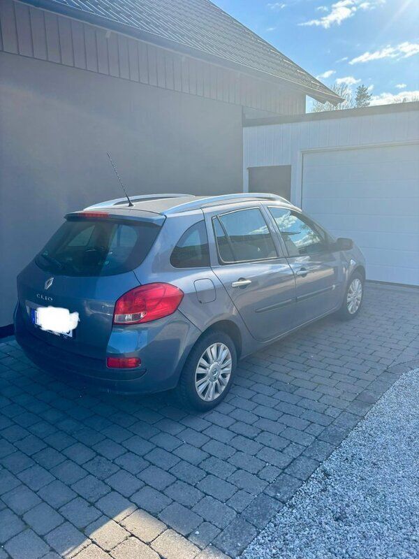 Blå Begagnad 2008 Renault Clio GrandTour Kombi | 26 500 kr (Lite dyr) - Bild 1/4