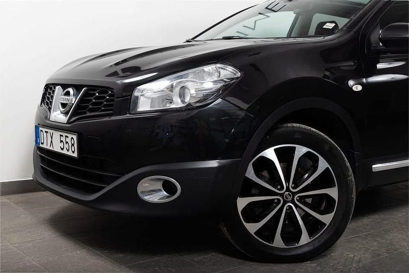 Begagnad Nissan Qashqai +2 143 HK (105 kW) 2011 Svart SUV