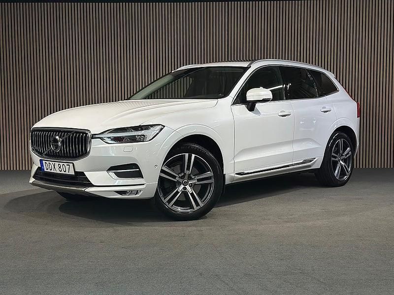 Vit Begagnad 2018 Volvo XC60 Inscription SUV | 328 700 kr (Marknadspris) - Bild 1/4