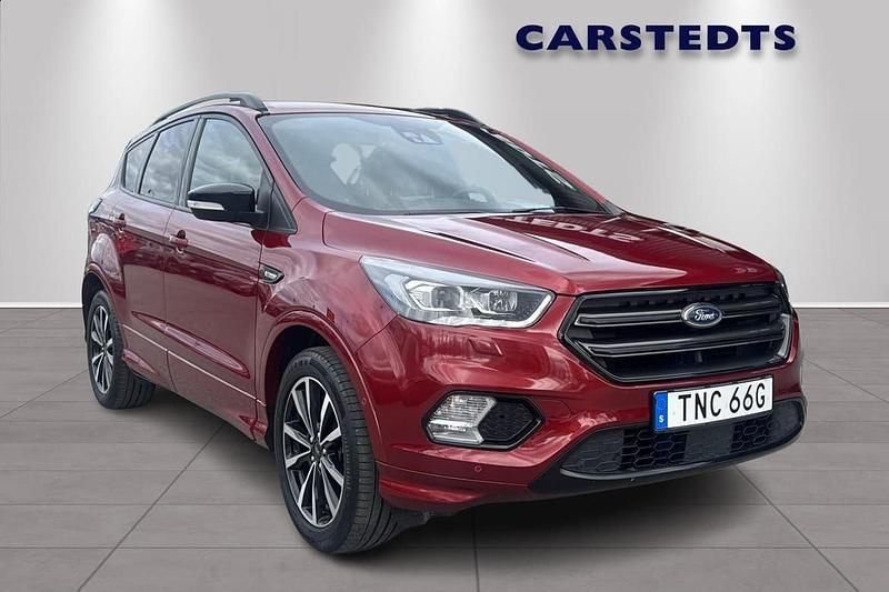 Röd Begagnad 2019 Ford Kuga ST-Line SUV | 199 700 kr (Lite dyr) - Bild 1/4