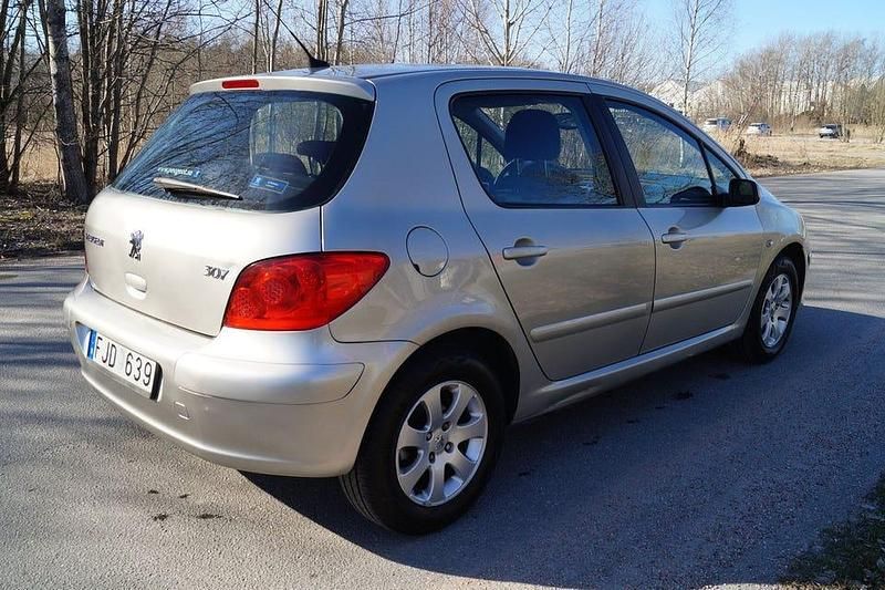 Begagnad Peugeot 307 109 HK (80 kW) 2007 Grå Halvkombi