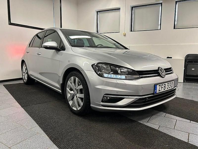 Begagnad VW Golf VII 2018 Silver