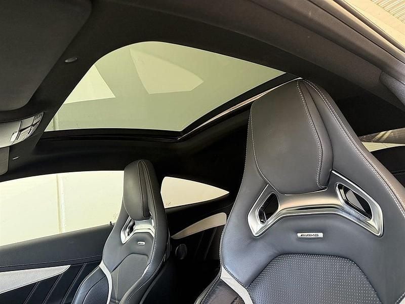 Begagnad Mercedes C63S AMG AMG 510 HK (375 kW) 2019 Vit Sportkupé