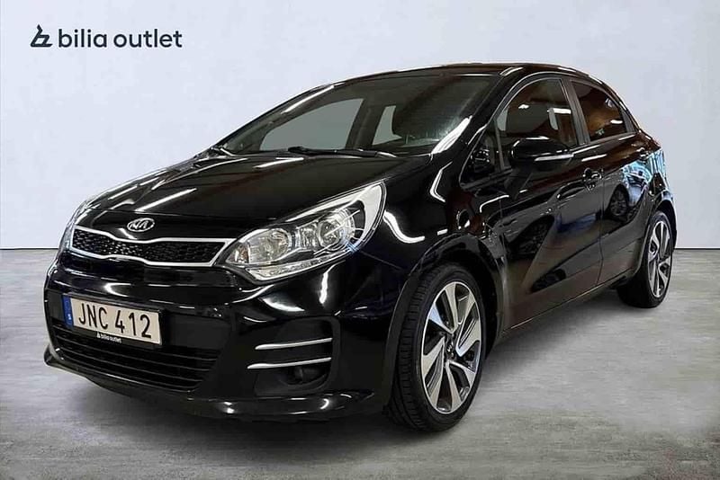Svart Begagnad 2016 Kia Rio Halvkombi | 84 900 kr - Bild 1/1
