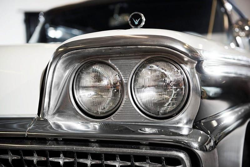 Begagnad Ford Galaxie Convertible 305 HK (224 kW) 1959 Svart Cab