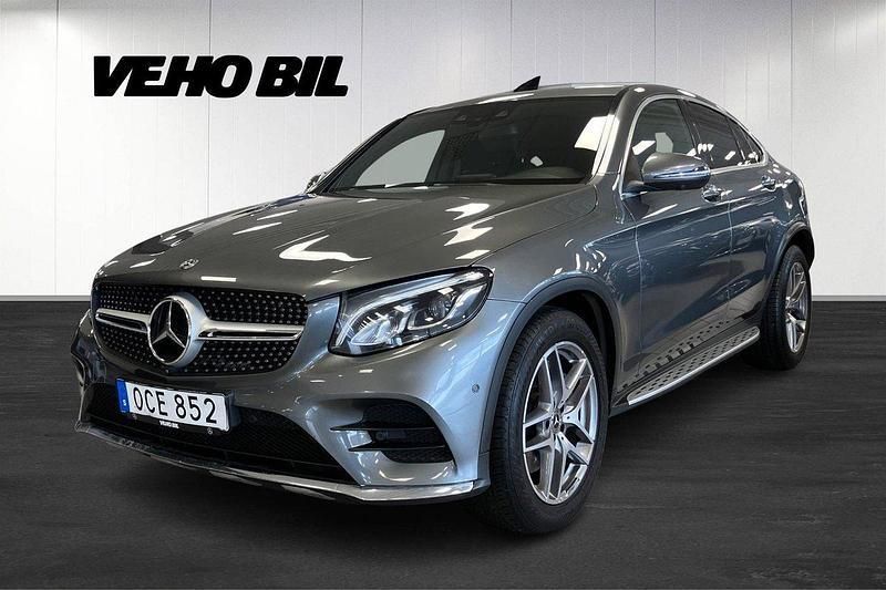 Grå Begagnad 2018 Mercedes GLC350 AMG line SUV | 389 000 kr (Marknadspris) - Bild 1/4