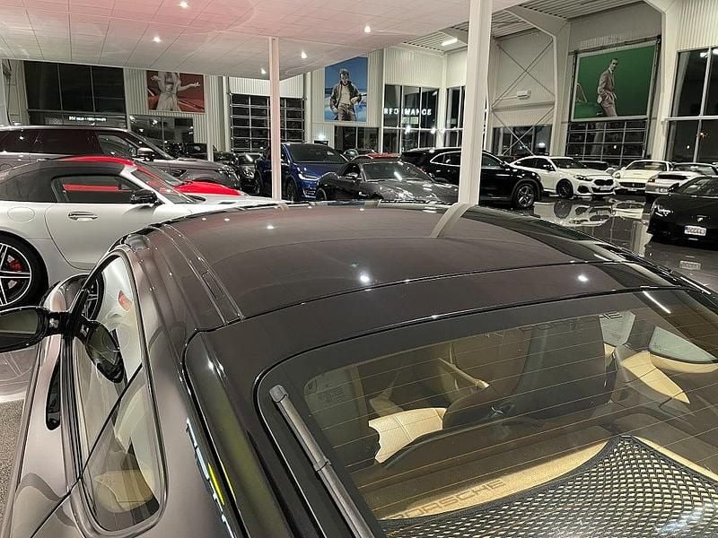 Begagnad Porsche Cayman S 296 HK (217 kW) 2008 Svart Sportkupé