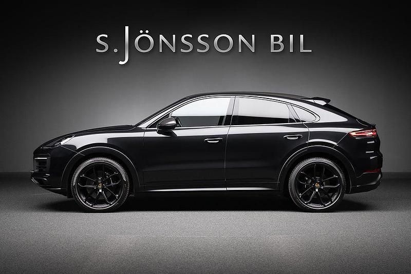 Begagnad Porsche Cayenne 460 HK (338 kW) 2022 Jet black metallic SUV