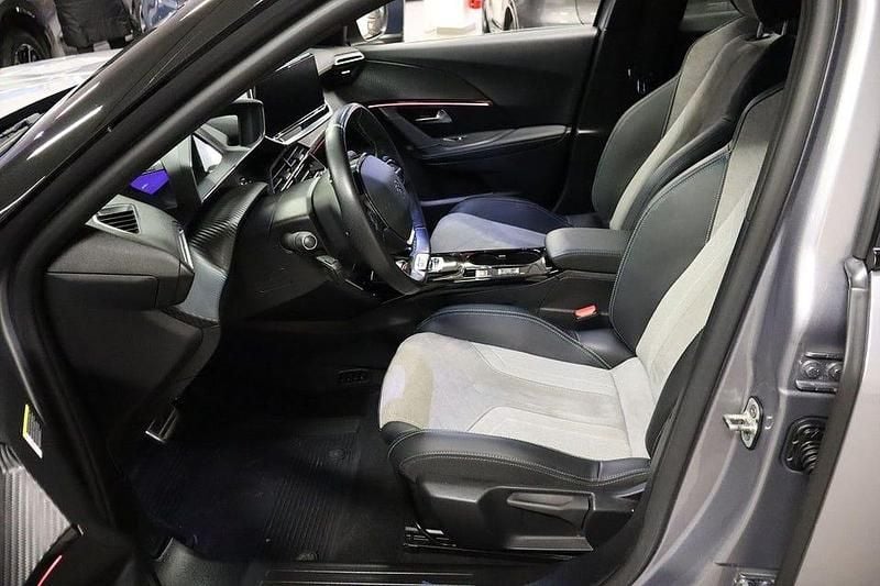 Begagnad Peugeot e-2008 GTi 100 kW (136 HK) 2021 Grå SUV