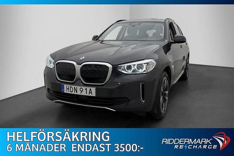 Grå Begagnad 2021 BMW iX3 SUV | 369 800 kr (Bra pris) - Bild 1/3