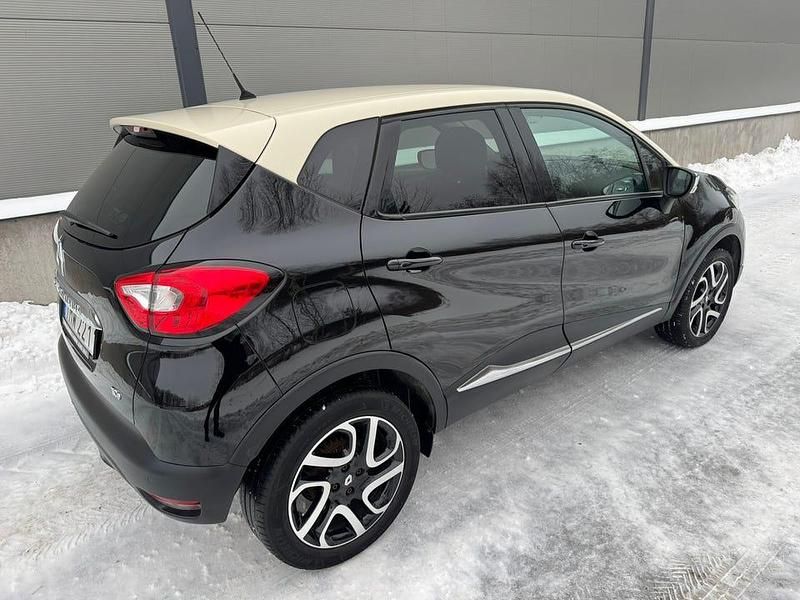 Begagnad Renault Captur Dynamique 90 HK (66 kW) 2016 SUV