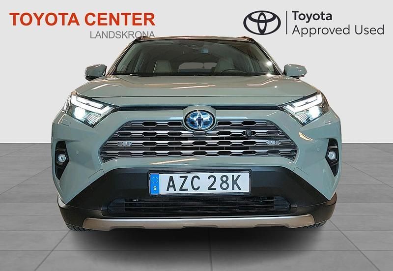 Begagnad Toyota RAV4 2024 Grön SUV