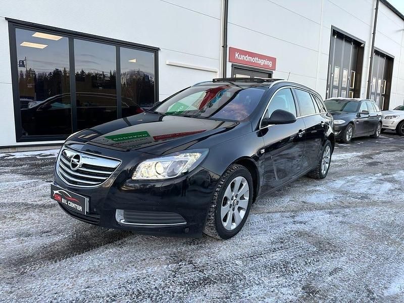 Svart Begagnad 2009 Opel Insignia Cosmo Kombi | 58 900 kr (Marknadspris) - Bild 1/4