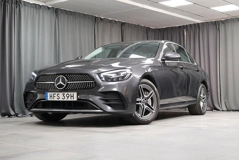 Grå Begagnad 2022 Mercedes E300 Advanced Plus Sedan | 429 000 kr (Dyr) - Bild 1/4