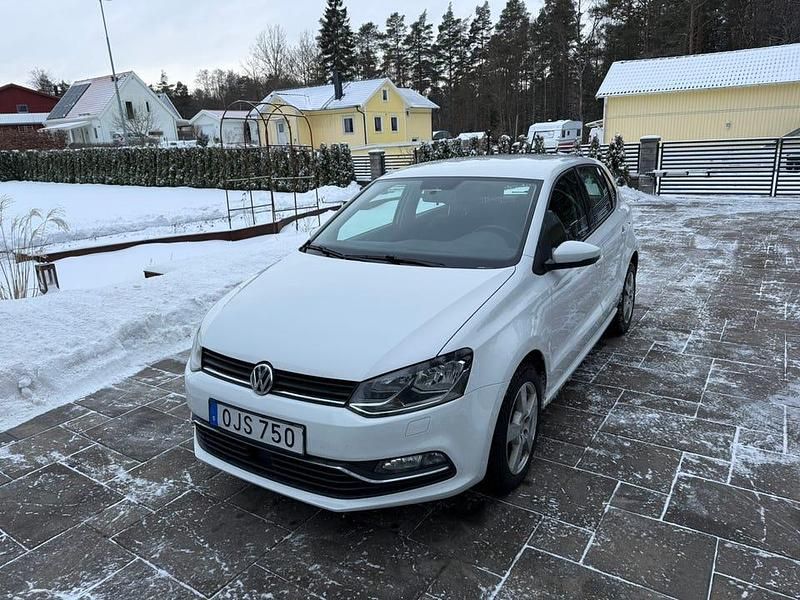 Begagnad VW Polo 90 HK (66 kW) 2017