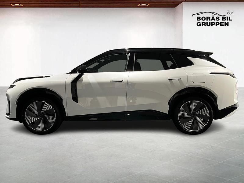 Ny Lynk & Co 08 2026 Vit SUV